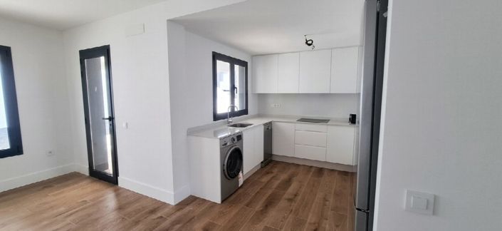 Image No.38-3 Bed Apartment for sale