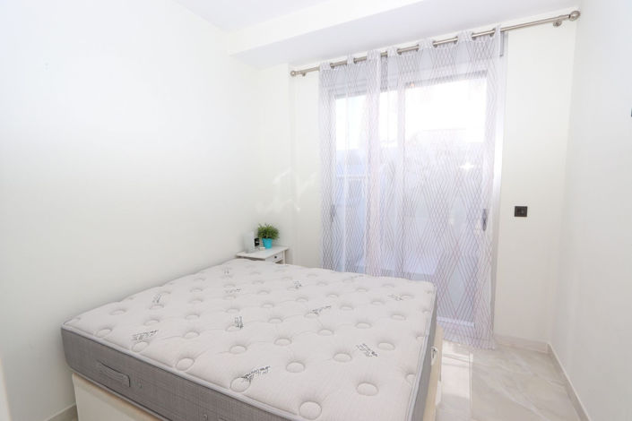 Image No.16-3 Bed House for sale