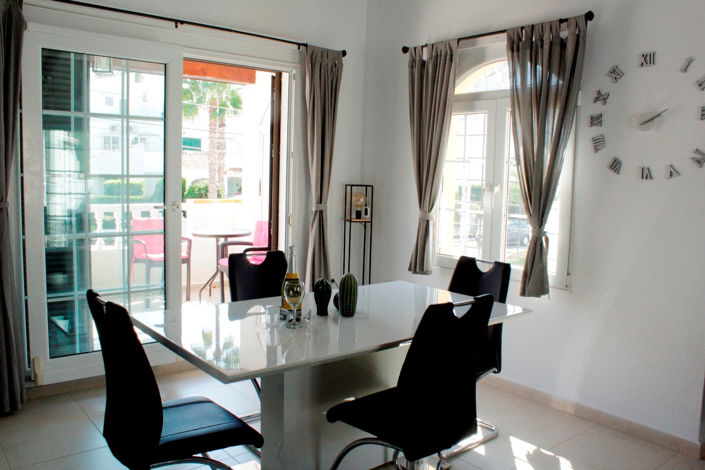 Image No.5-3 Bed Villa for sale