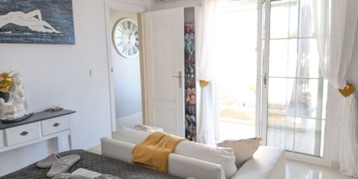 Image No.27-3 Bed Villa for sale