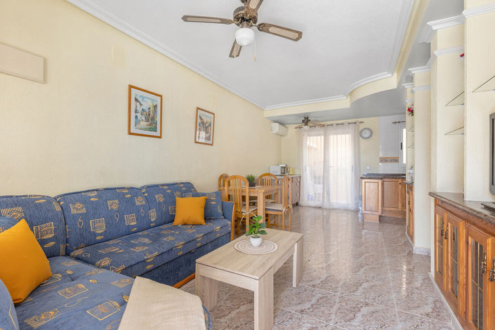 Image No.10-2 Bed Property for sale