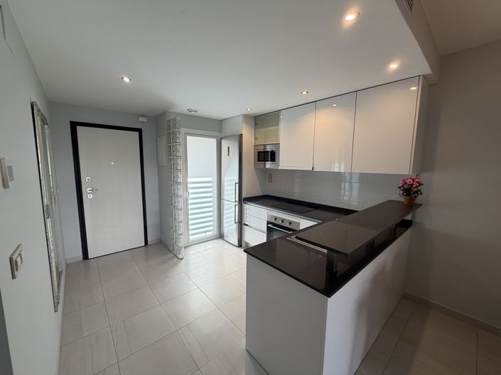 Image No.4-2 Bed Apartment for sale