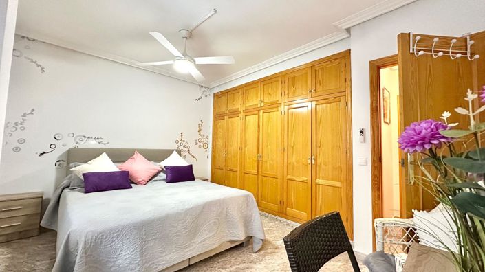 Image No.26-2 Bed Apartment for sale