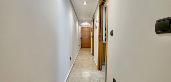 Image No.11-2 Bed House for sale