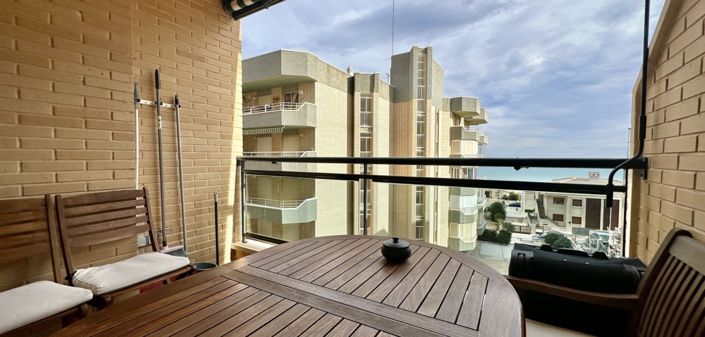Image No.18-2 Bed House for sale