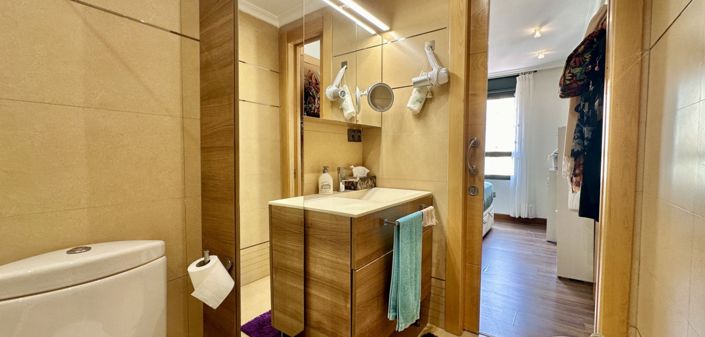 Image No.18-2 Bed Apartment for sale