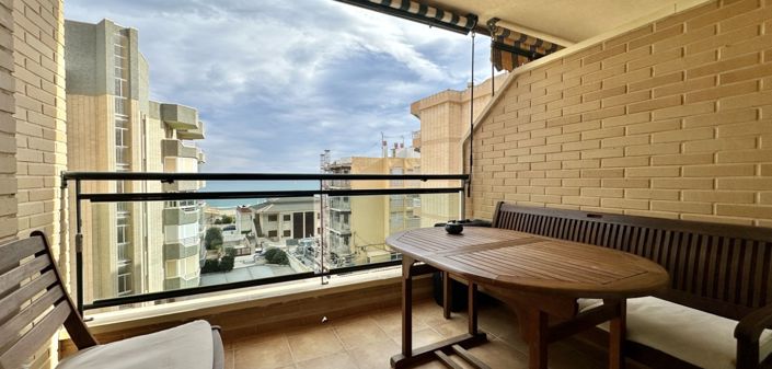Image No.8-2 Bed House for sale