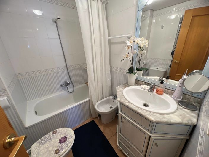 Image No.15-2 Bed Apartment for sale