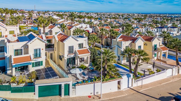 Image No.2-3 Bed Villa for sale