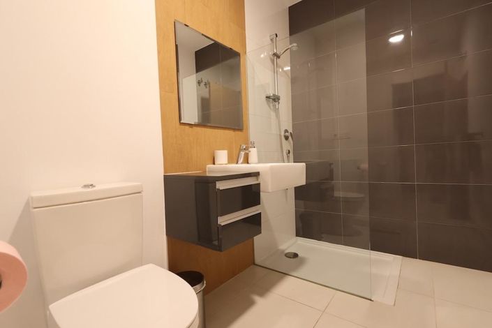 Image No.13-2 Bed Apartment for sale