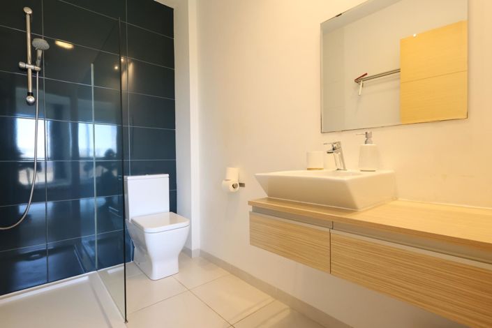 Image No.17-2 Bed Apartment for sale