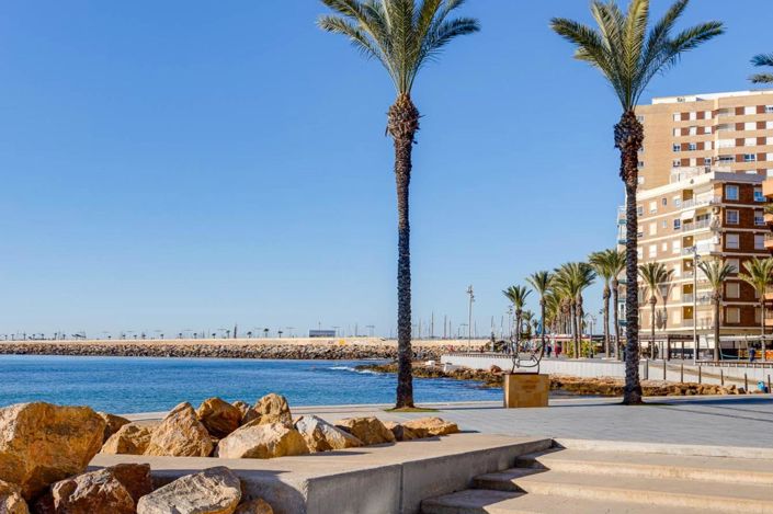 Image No.28-3 Bed Apartment for sale