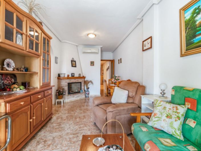 Image No.5-3 Bed Property for sale