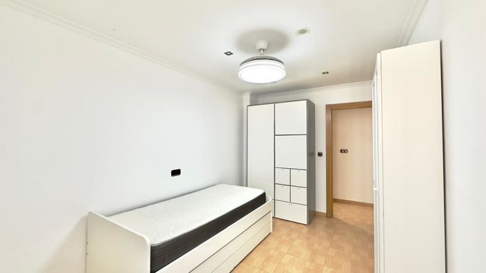 Image No.17-3 Bed Apartment for sale