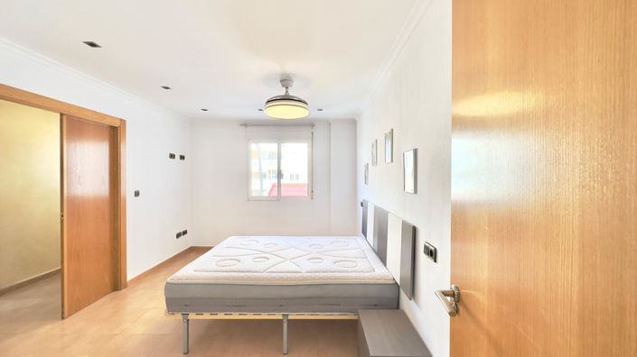 Image No.37-3 Bed Apartment for sale