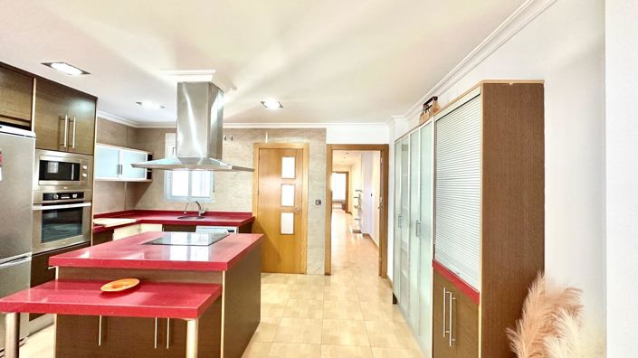 Image No.49-3 Bed Apartment for sale