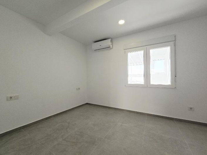 Image No.9-2 Bed Penthouse for sale