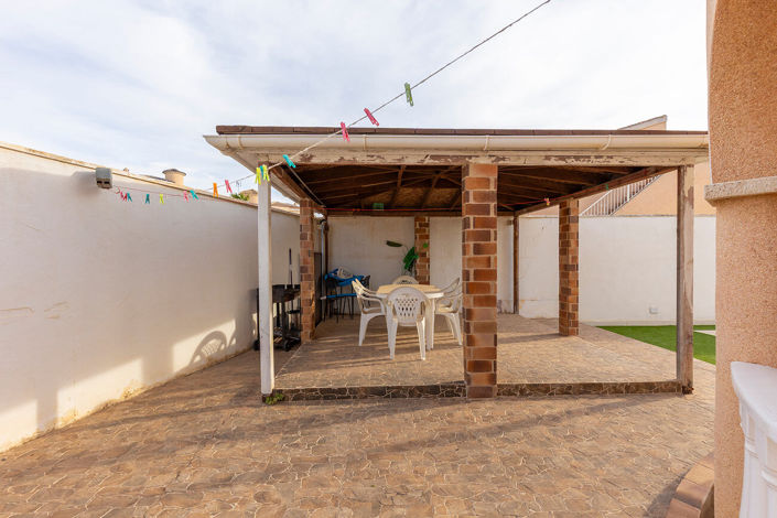 Image No.24-4 Bed Villa for sale