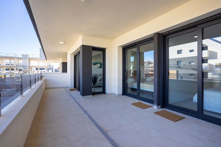 Image No.29-2 Bed Apartment for sale