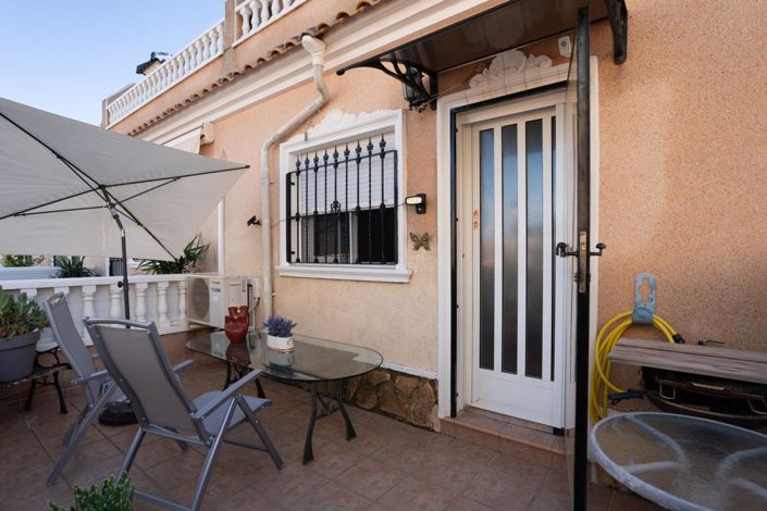Image No.4-2 Bed Townhouse for sale