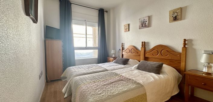 Image No.2-Maison de 2 chambres à vendre à Torrevieja
