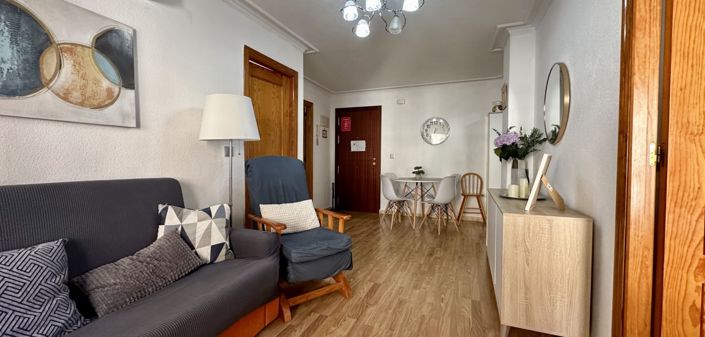 Image No.3-Maison de 2 chambres à vendre à Torrevieja