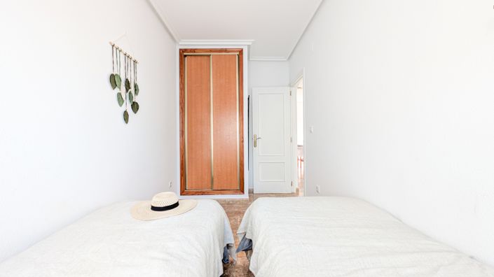 Image No.27-2 Bed Apartment for sale