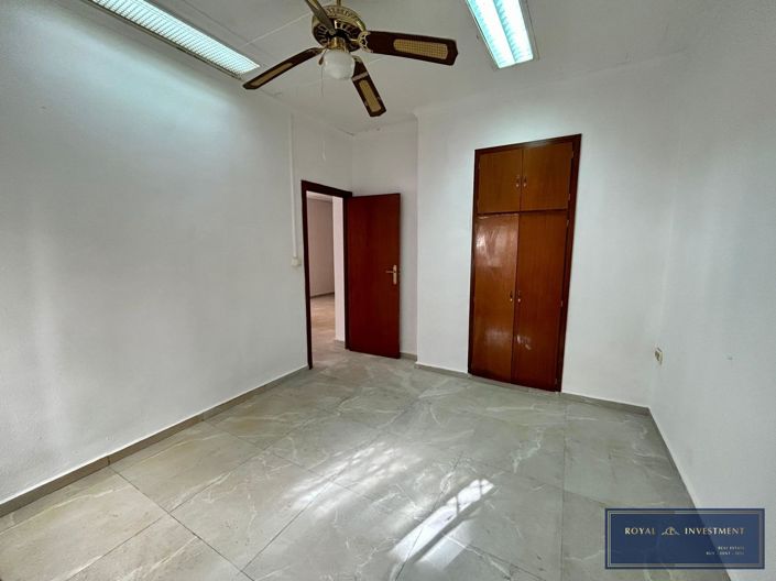 Image No.10-3 Bed Apartment for sale