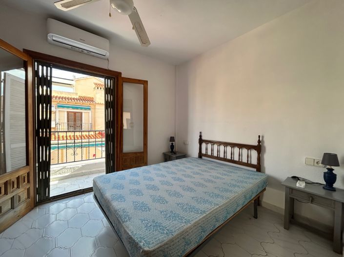 Image No.19-2 Bed Townhouse for sale