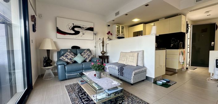 Image No.25-3 Bed Apartment for sale