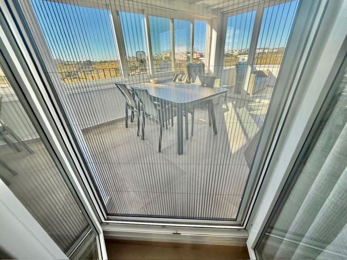 Image No.20-2 Bed Apartment for sale