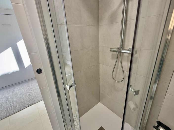 Image No.26-2 Bed Apartment for sale