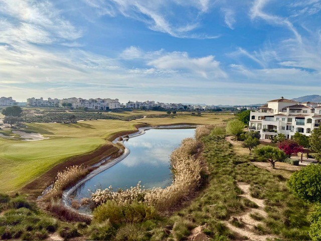 Image No.33-2 Bed Apartment for sale