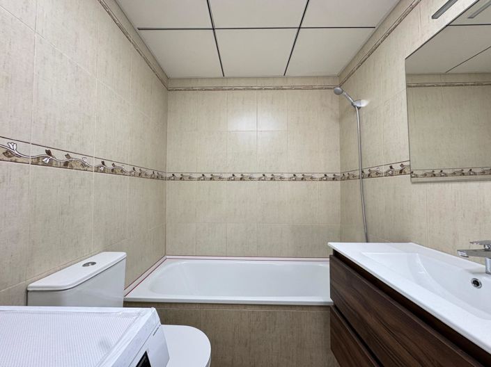 Image No.21-3 Bed Apartment for sale