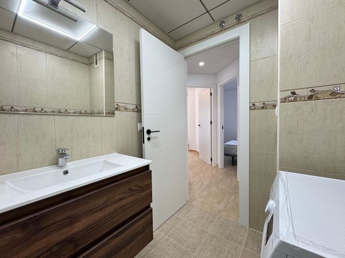 Image No.23-3 Bed Apartment for sale