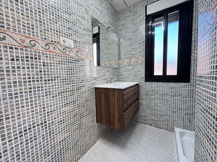 Image No.37-3 Bed Apartment for sale