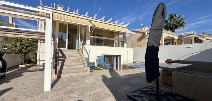 Image No.4-3 Bed Villa for sale