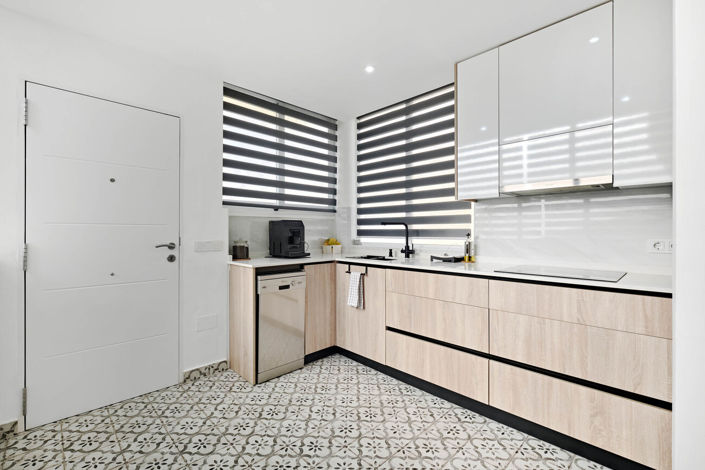 Image No.48-3 Bed House for sale