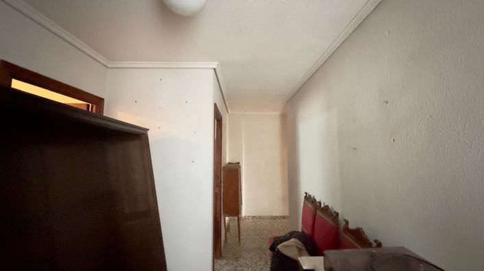 Image No.18-4 Bed Apartment for sale