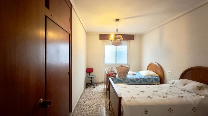 Image No.21-4 Bed Apartment for sale