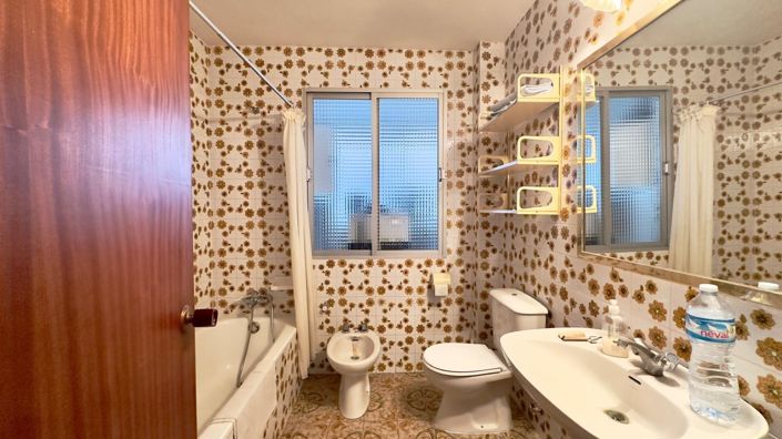 Image No.25-4 Bed Apartment for sale