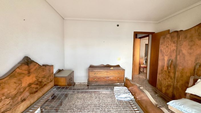 Image No.27-4 Bed Apartment for sale