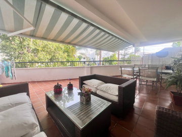 11-20939a0134ad724a8cb2a801094d15a4