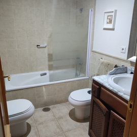 8-e64a9055bba3e77ac8aca3b893cdf826