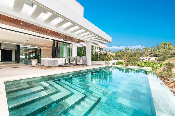 Image No.8-6 Bed Villa for sale