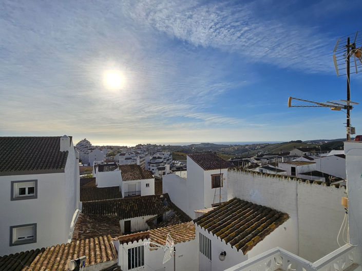 Image No.2-2 Bed Townhouse for sale