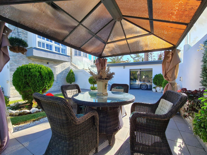 Image No.3-Villa de 3 chambres à vendre à Estepona