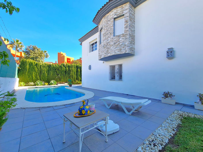 Image No.7-Villa de 3 chambres à vendre à Estepona