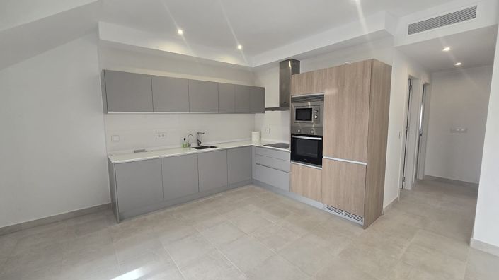 Image No.3-2 Bed Penthouse for sale