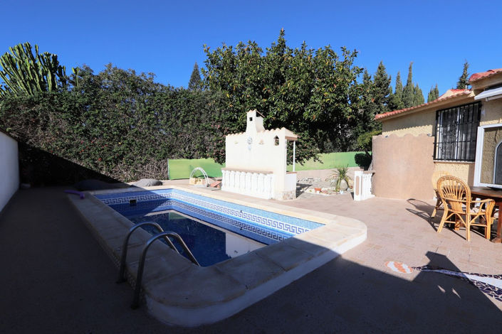 Image No.30-6 Bed House for sale